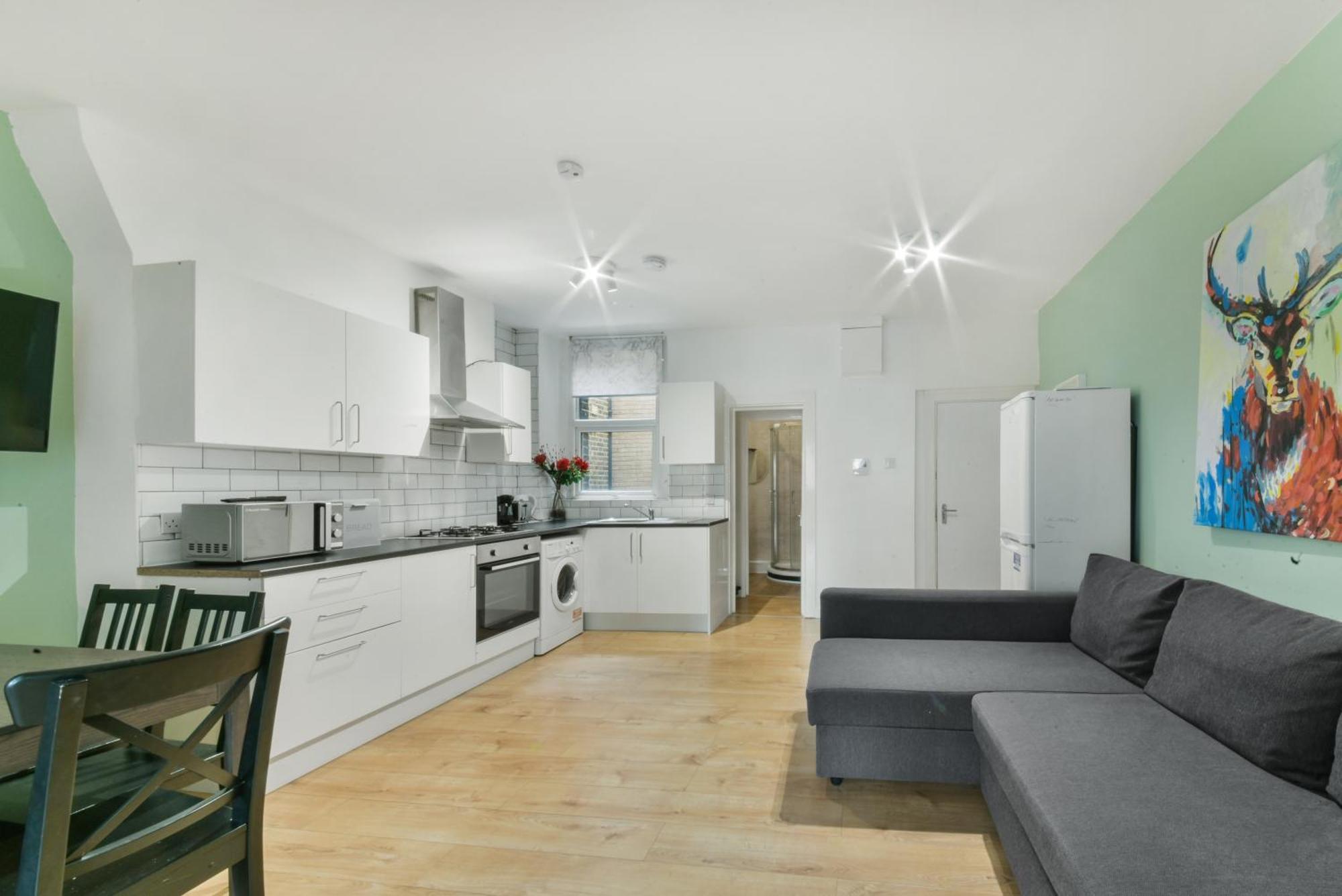 Amazing 2 Bedrooms Flat In Dalston *